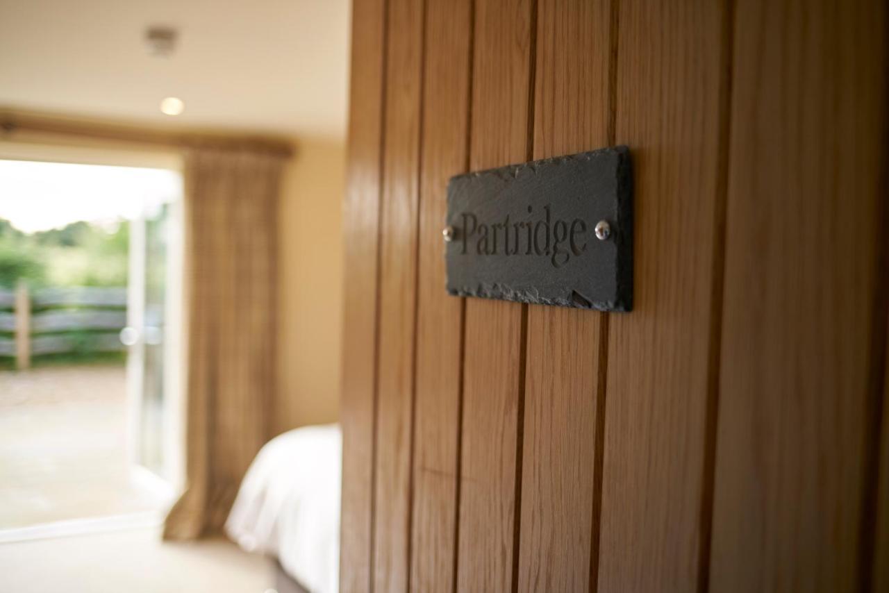 Отель The Three Chimneys Country Pub Biddenden Экстерьер фото
